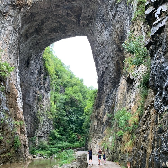 Meet your Posher, Isadora - Picture 10 of 15